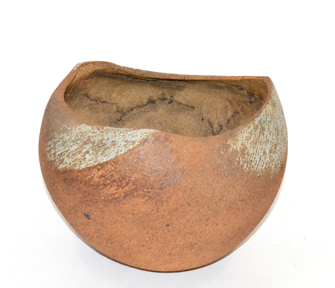 Mick Arnup (1923-2008): A Stoneware Pedestal Bowl, calligraphy text DONALD DAVID 1909-1985 and - Image 3 of 3