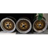 Jaguar 15'' alloy wheels x 4, 5 Stud 6.5 x 15 Jaguar alloy wheels with gold painted centres, in used