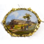 A Victorian crystal palace brooch, in gilt metal frame 17.42g gross