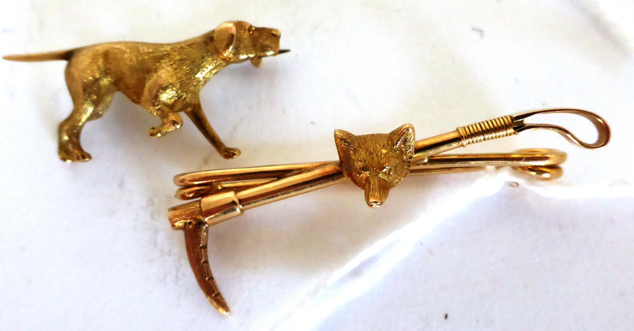 A Pointer dog brooch, realistically modelled in a 'pointing' pose, measures 1.5cm by 3cm and a fox - Image 2 of 3