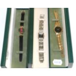 Two lady's Gucci wristwatches and a plated gents Gucci wristwatch (3)