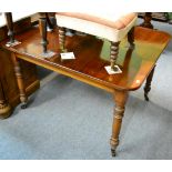 A Waring & Gillow dining table