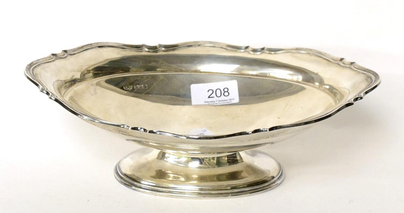 A silver pedestal dish, Manoah Rhodes & Sons Ltd, Sheffield 1923, oval with shaped rim, 27cm wide,