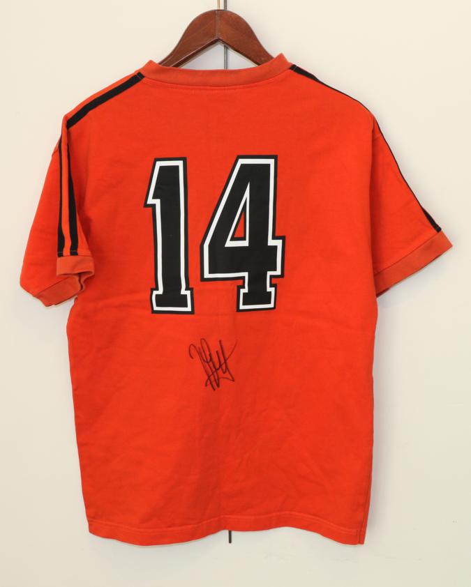 Netherlands No.14 Signed Shirt signed by Johan Cruyff at the Alfred Dunhill Links Championship 28/ - Image 2 of 2