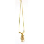 A 9 carat gold cultured pearl pendant on chain necklace9.1g