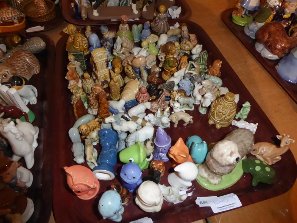 A large collection of Wade pottery including Whimsies (twelve trays) - Image 4 of 13