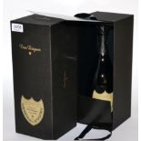 Dom Perignon 2006, vintage champagne, oc U: <1cm inverted