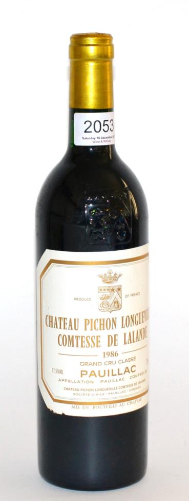 Chateau Pichon Longueville Comtesse de Lalande 1986, Pauillac U: top shoulder