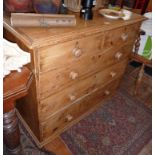 Victorian pine chest of drawers