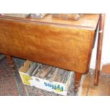 19th c. mahogany dropleaf dining table