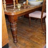 Large Edwardian mahogany extending dining table