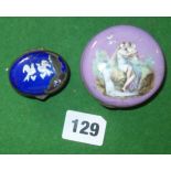 Bilston enamel pill box, and a similar French enamel pill box (A/F)