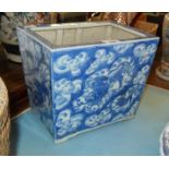 Chinese blue & white Fo dog square jardiniere (hairline crack)