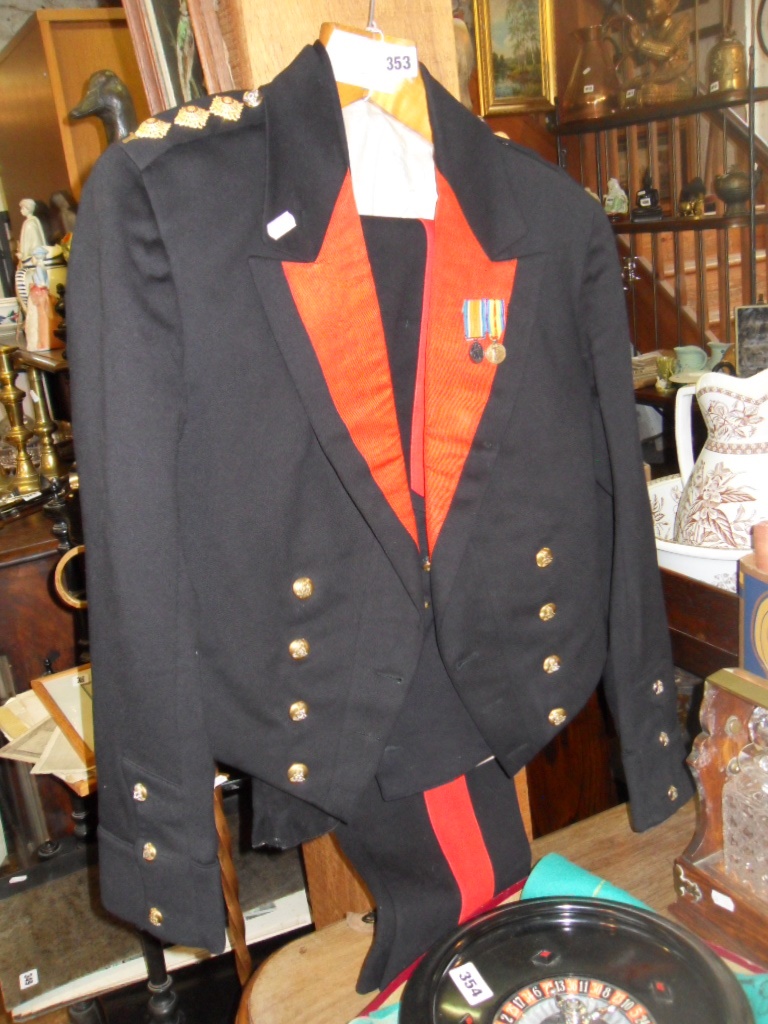 Military dress uniform of an Artillery Captain, with two miniature WWI medals