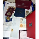 Assorted coins, mint sets, commemoratives etc.