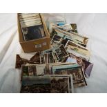 About 600 mainly earlier period postcards including UK topographic with a few Foreign and subjects