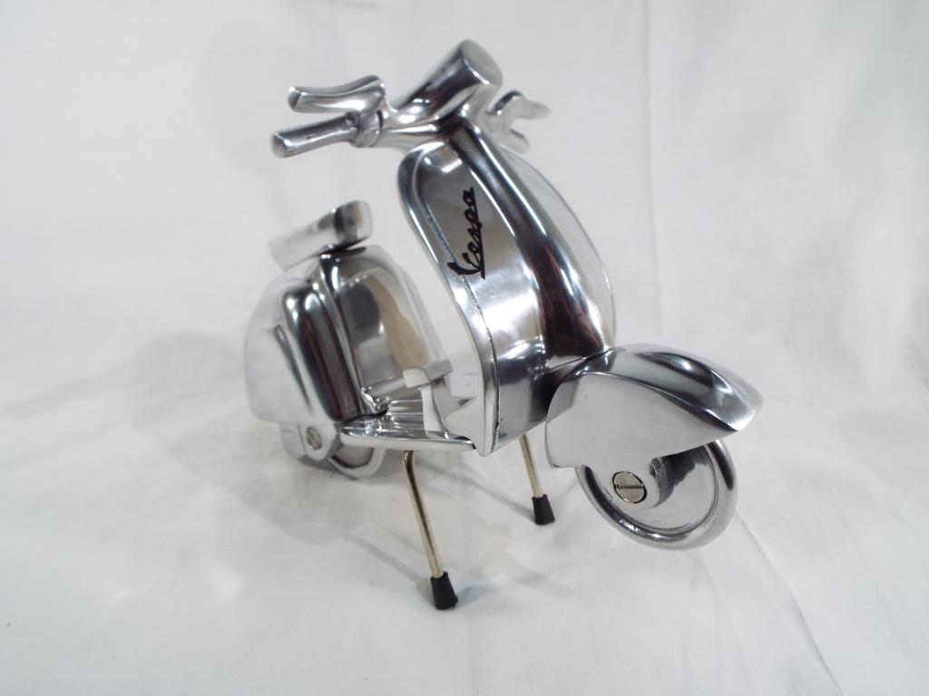 A miniature chrome Vespa scooter approx 20 cm (h) Est £30 - £50 - Image 2 of 2