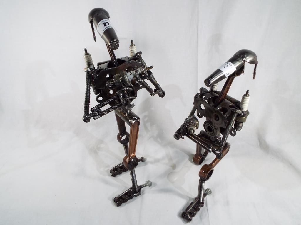 A pair of metal art figurines depicting Star Wars characters (2) Est £20 - £40 - Image 2 of 2