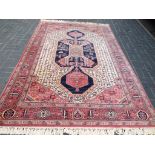 A Royal Keshan woollen rug size 200 cm x 300 cm