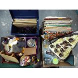 A good mixed lot of sewing equipment, a quantity of ceramic thimbles,