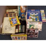 A good lot to include vintage boards games including Connect Four, Yahtzee, Blockbusters,