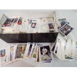 A large collection of Football trade cards - Est £30 - £50