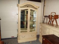 Stanley Furniture - a large good quality light wood, mirror backed glass display cabinet,