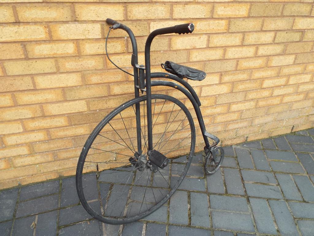 A child's Penny Farthing style bicycle, - Image 2 of 3