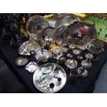 A large quantity of good quality plated tableware (qty)