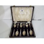 A set of six good quality silver hallmarked spoons, Exeter assay, in presentation case,