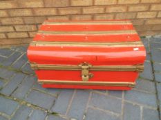 A metal travel trunk. Estimate £20 - £40
