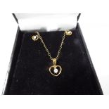 A lady's hallmarked 9ct gold necklace an