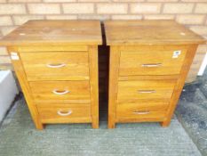 Brooklyn Oak - a pair of Brooklyn Oak three drawer bedside cabinets approx 66cm x 48cm x 41cm (2)