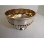 A Victorian hallmarked silver sugar bowl, London assay 1889,