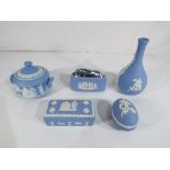 Wedgwood - five pieces of Blue Jasperwar