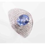 A SAPPHIRE AND DIAMOND RING,