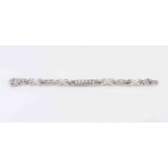 AN ART DECO DIAMOND BRACELET,