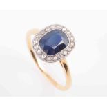 A SAPPHIRE AND DIAMOND RING, circa 1930,