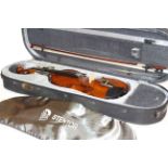 Stentor Graduate violin and bow in canvas bag with accessories