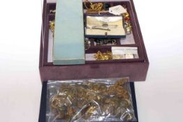 Jewellery box and contents, military buttons,