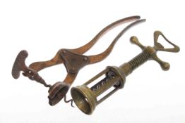 Vintage corkscrew and bottle opener (2)