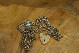 Chain with 9 carat gold padlock