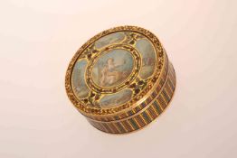 A FRENCH GOLD MOUNTED LACQUER SNUFF BOX AND COVER, striped in "vernis martin",
