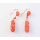 A PAIR OF CORAL EARRINGS,