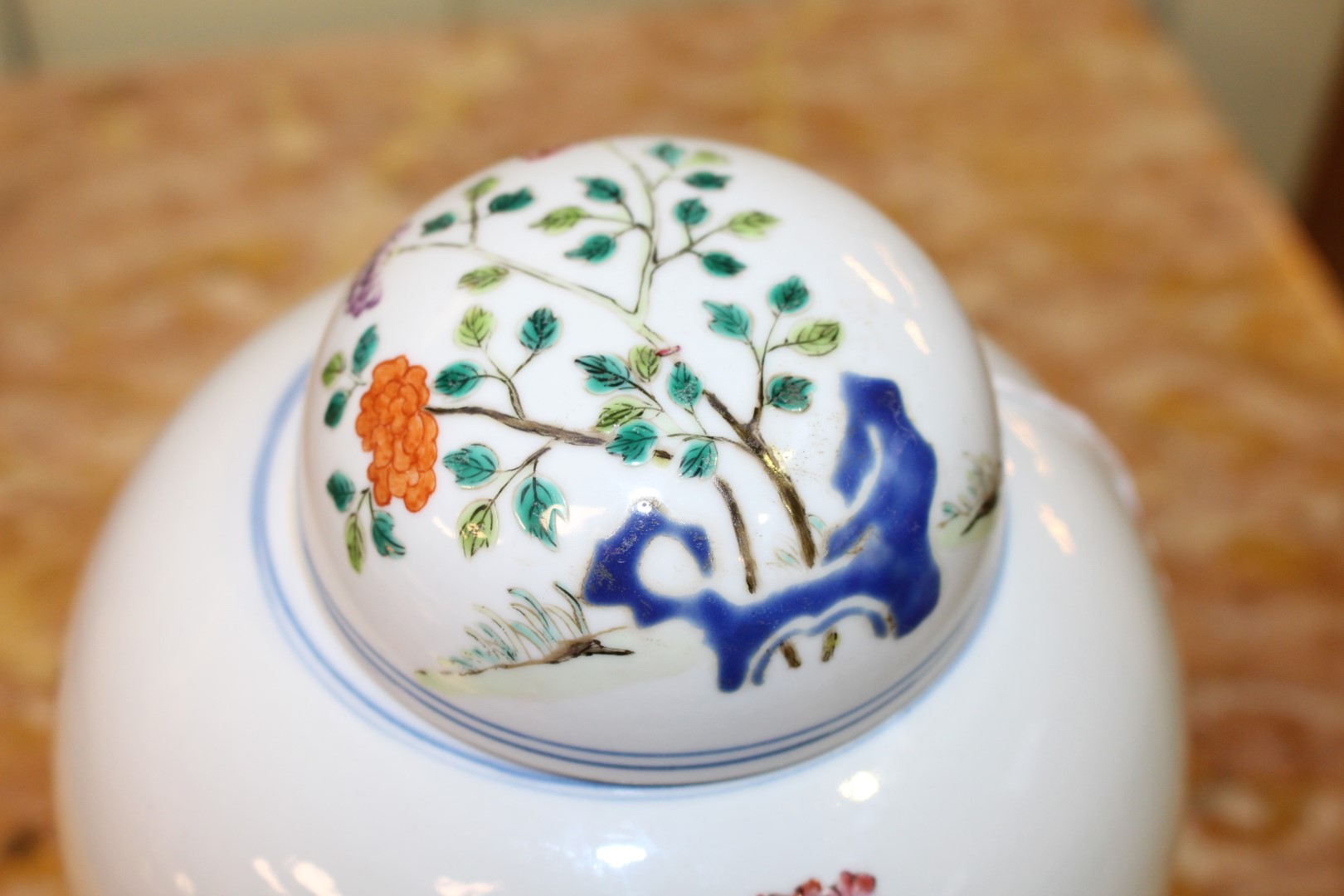 A CHINESE FAMILLE ROSE "CHICKEN" VASE AND COVER, - Image 5 of 9