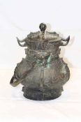 A CHINESE BRONZE VASE AND COVER IN THE ARCHAISTIC STYLE,