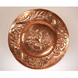 A LARGE ARTS AND CRAFTS COPPER CHARGER, ATTRIBUTED TO NEWLYN,