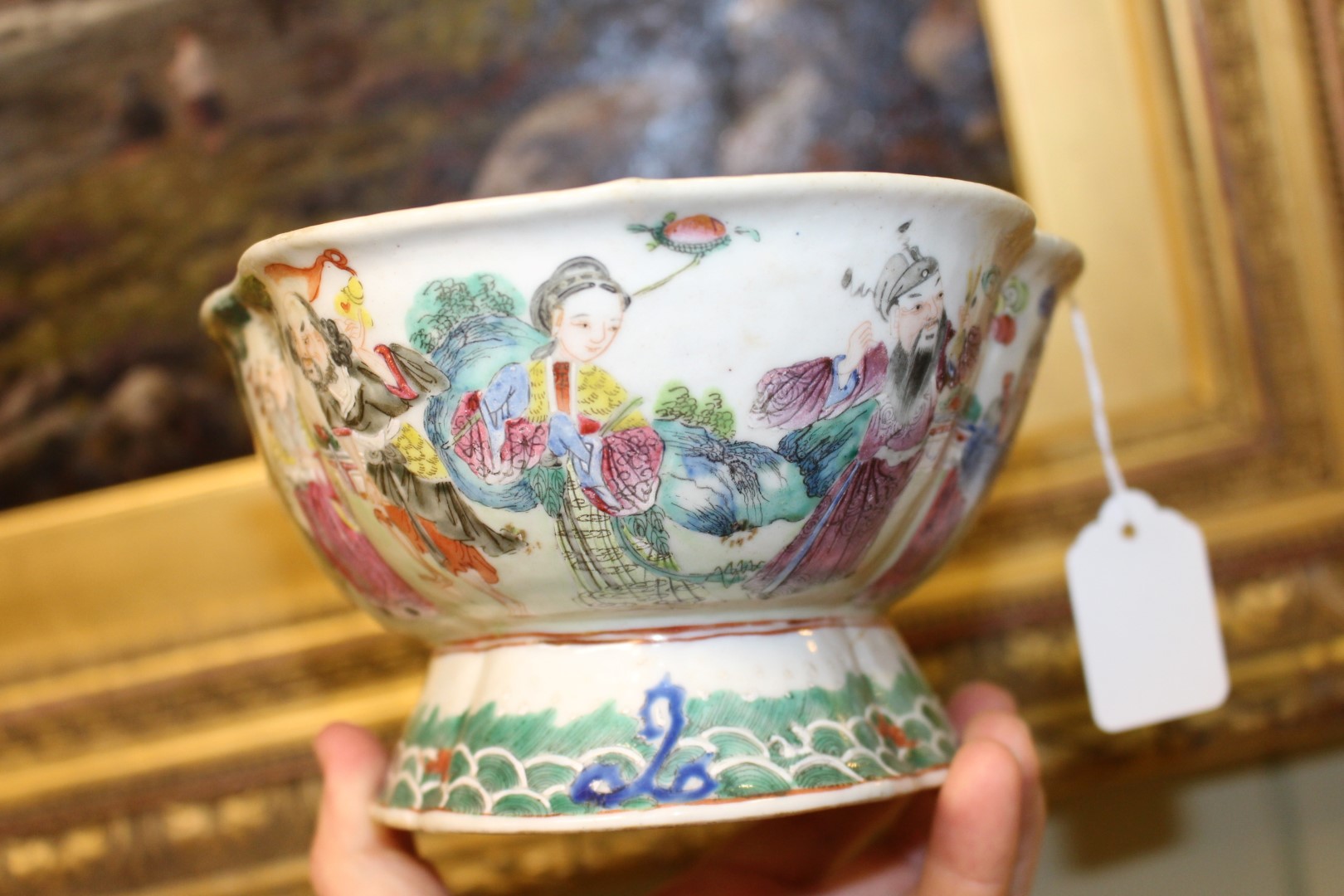 A CHINESE FAMILLE ROSE PORCELAIN BOWL, of oval lobed form, - Image 5 of 8