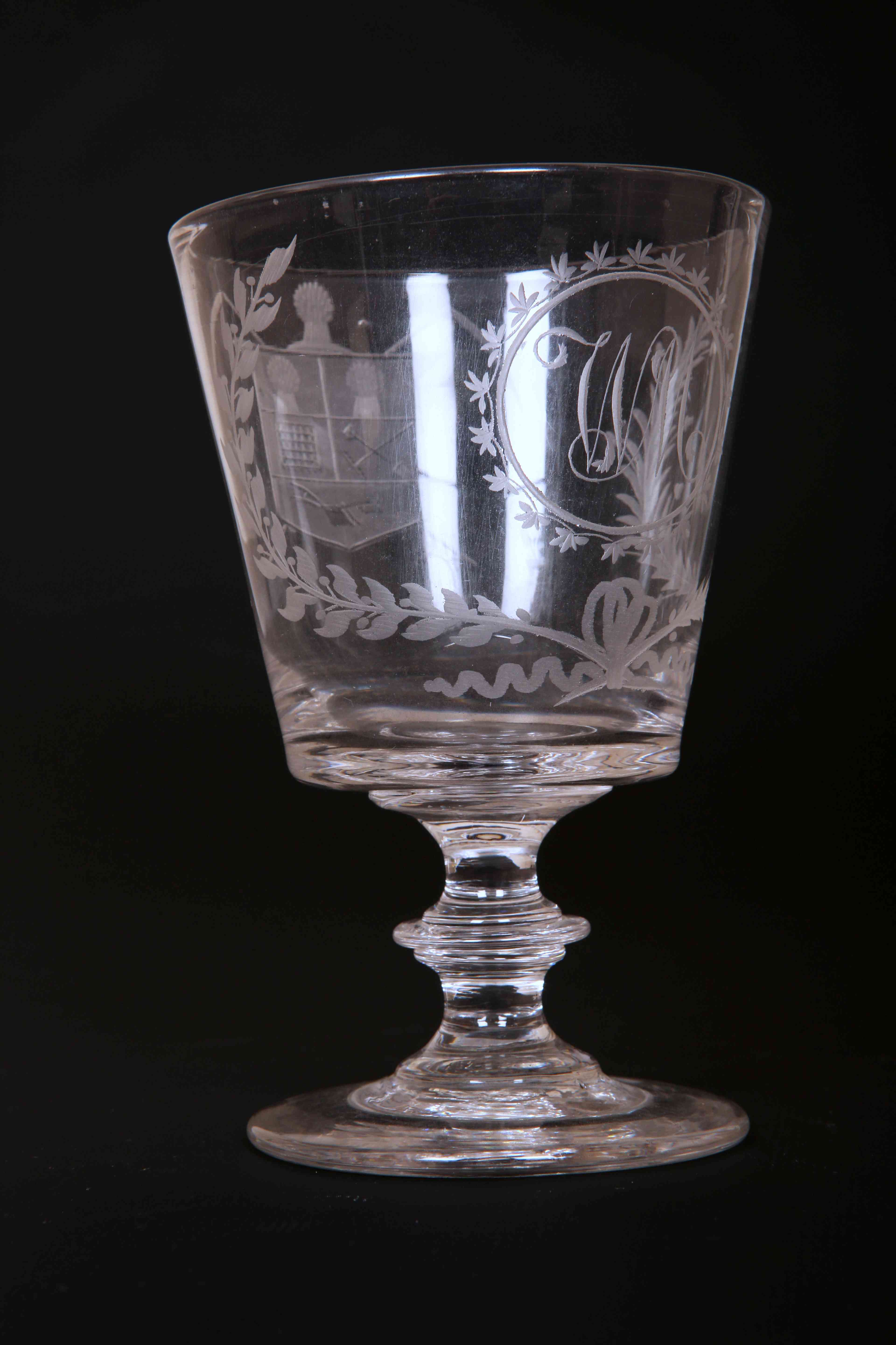 AN EARLY 19TH CENTURY ENGRAVED GLASS "FARMERS ARMS" CUP, - Image 4 of 4