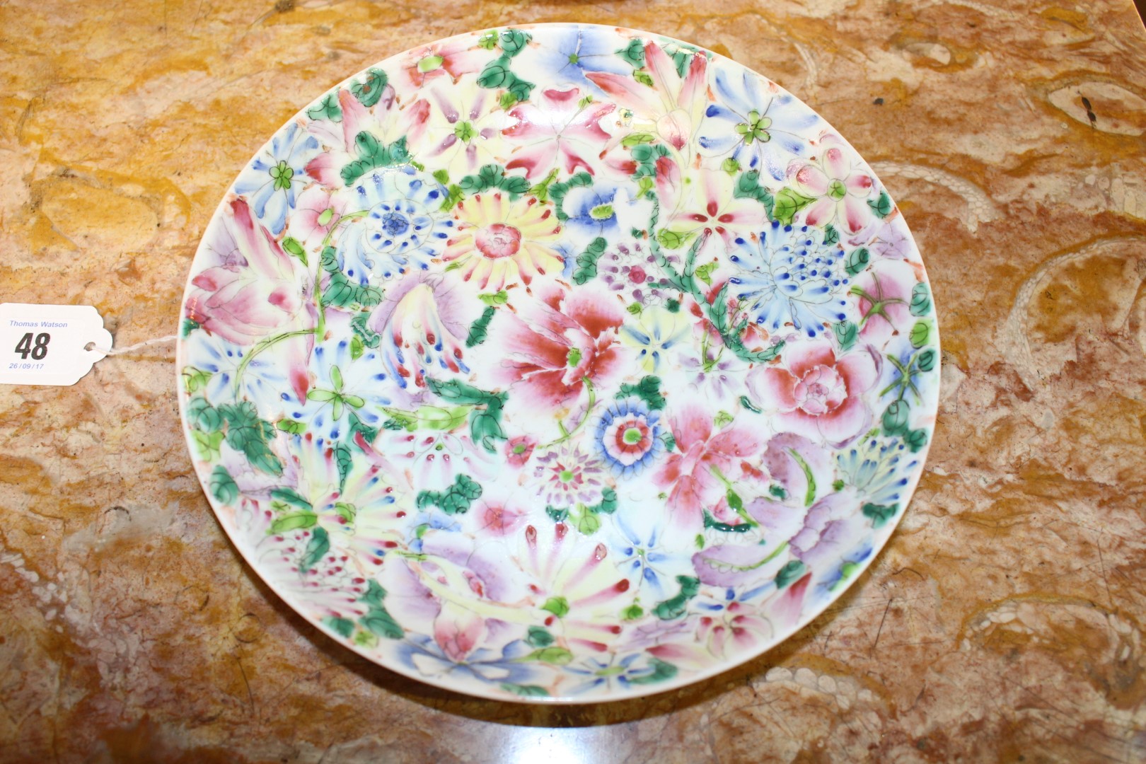 A PAIR OF CHINESE FAMILLE ROSE MILLEFIORE PORCELAIN DISHES, on a white ground, - Image 6 of 7